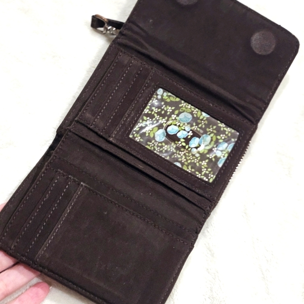 Vera Bradley ✦ Quilted Wristlet Wallet ✦ Brown Exterior Floral Interior Slim OS - Picture 7 of 12